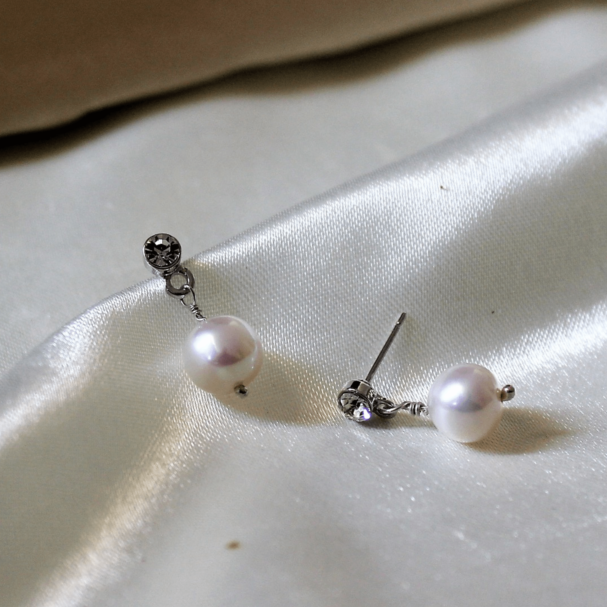 Simple Pearl Drop Earrings Simple Pearl Dangle Earrings Single Pearl Dangle  Earrings Bridal Bridesmaid Freshwater Gold Silver Wedding NS104 - Etsy |  Pearl drop earrings simple, Bridal earrings, Simple earrings